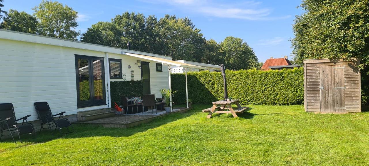 Gezellige Chalet Met Grote Privetuin. Dronrijp Екстер'єр фото