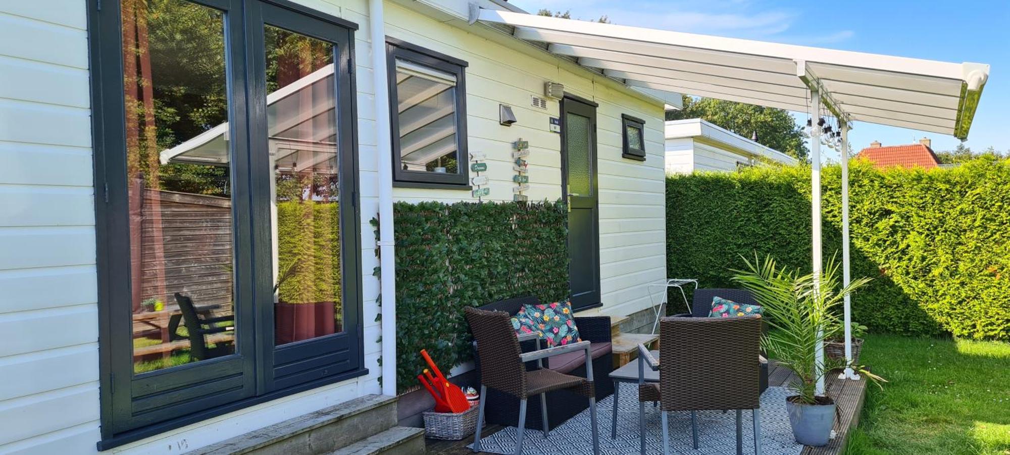 Gezellige Chalet Met Grote Privetuin. Dronrijp Екстер'єр фото